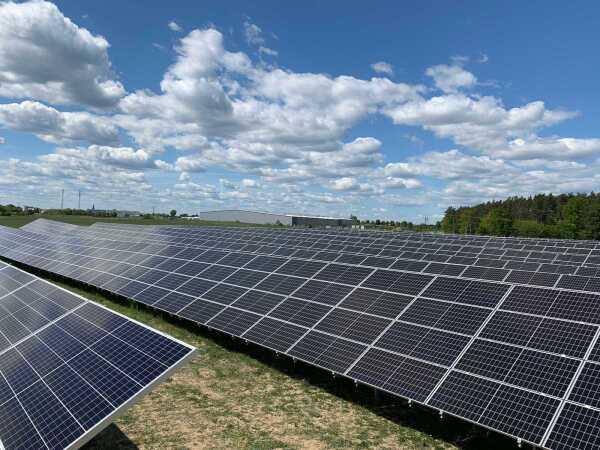 LHV pension funds to invest in renewable energy company Sunly